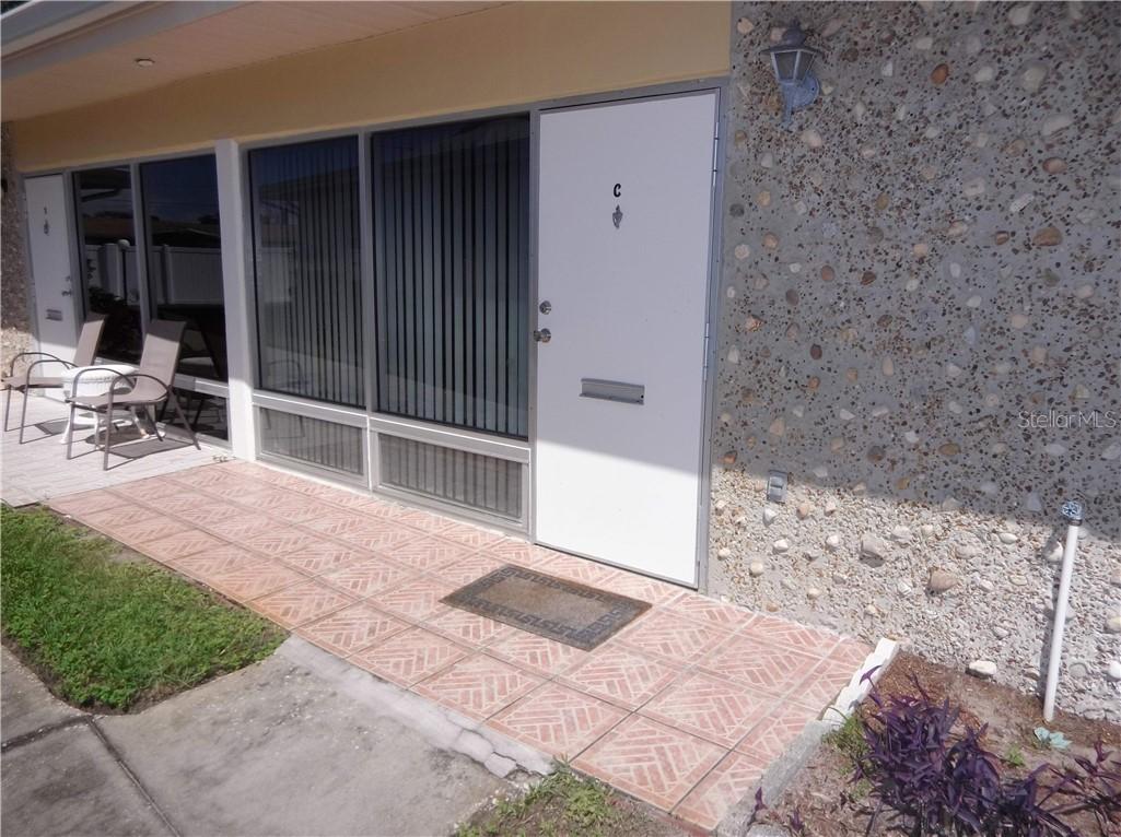 4371 Tahitian Gardens Cir. #C, Holiday, FL 34691