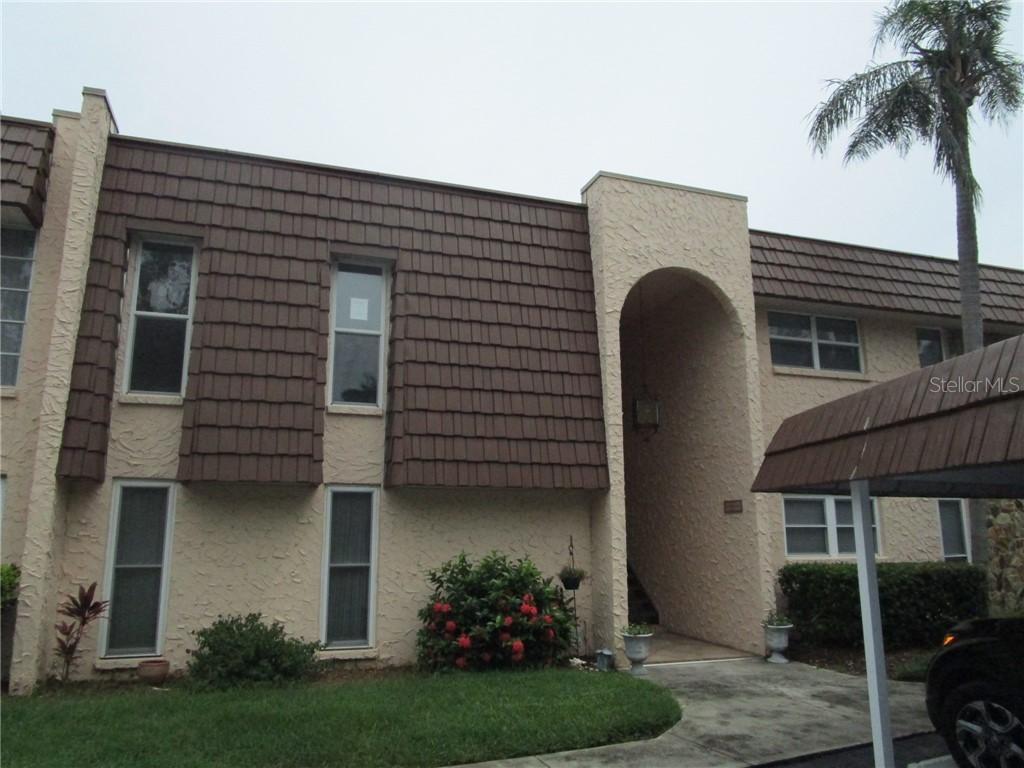 207 Aspen Cir., Seminole, FL 33777