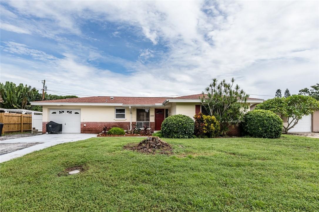 237 87th Ave., St Petersburg, FL 33702