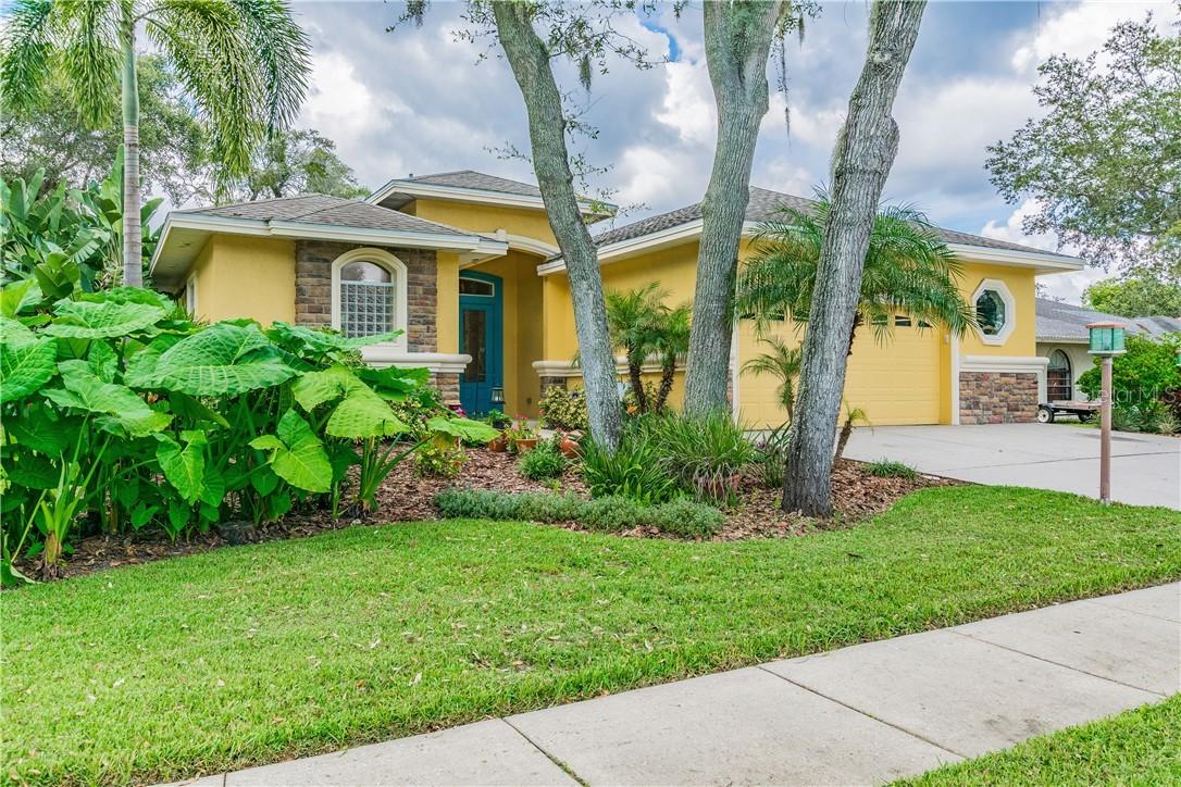 1616 Gulf Rd., Tarpon Springs, FL 34689