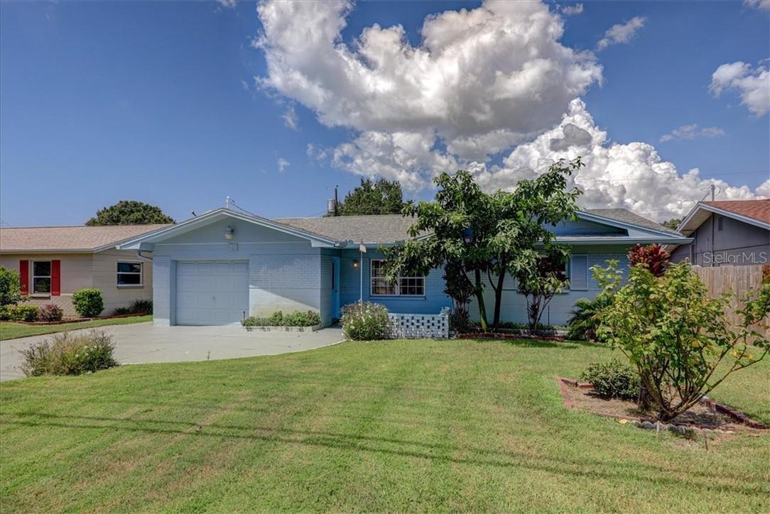 11109 102nd Ave., Seminole, FL 33778