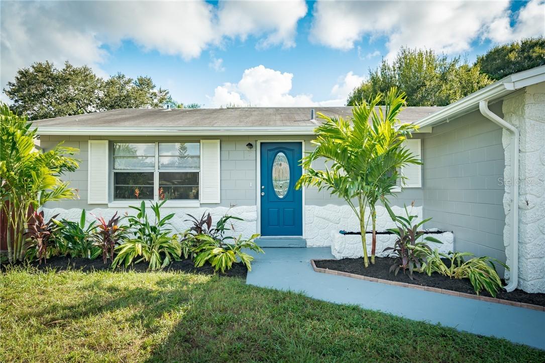 5706 12th Ave., Gulfport, FL 33707