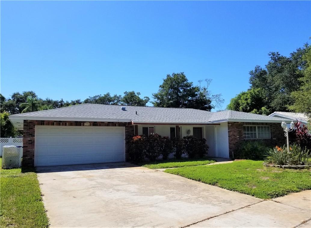 1390 Oakbrook Dr., Largo, FL 33770