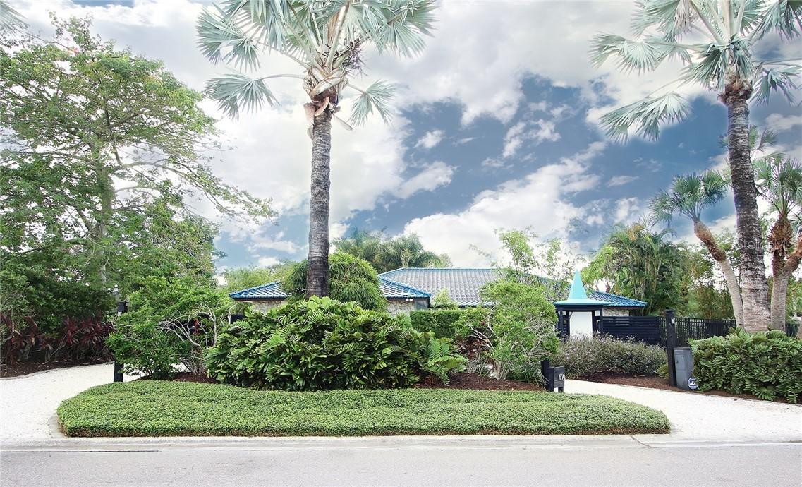 4190 39th St., St Petersburg, FL 33711