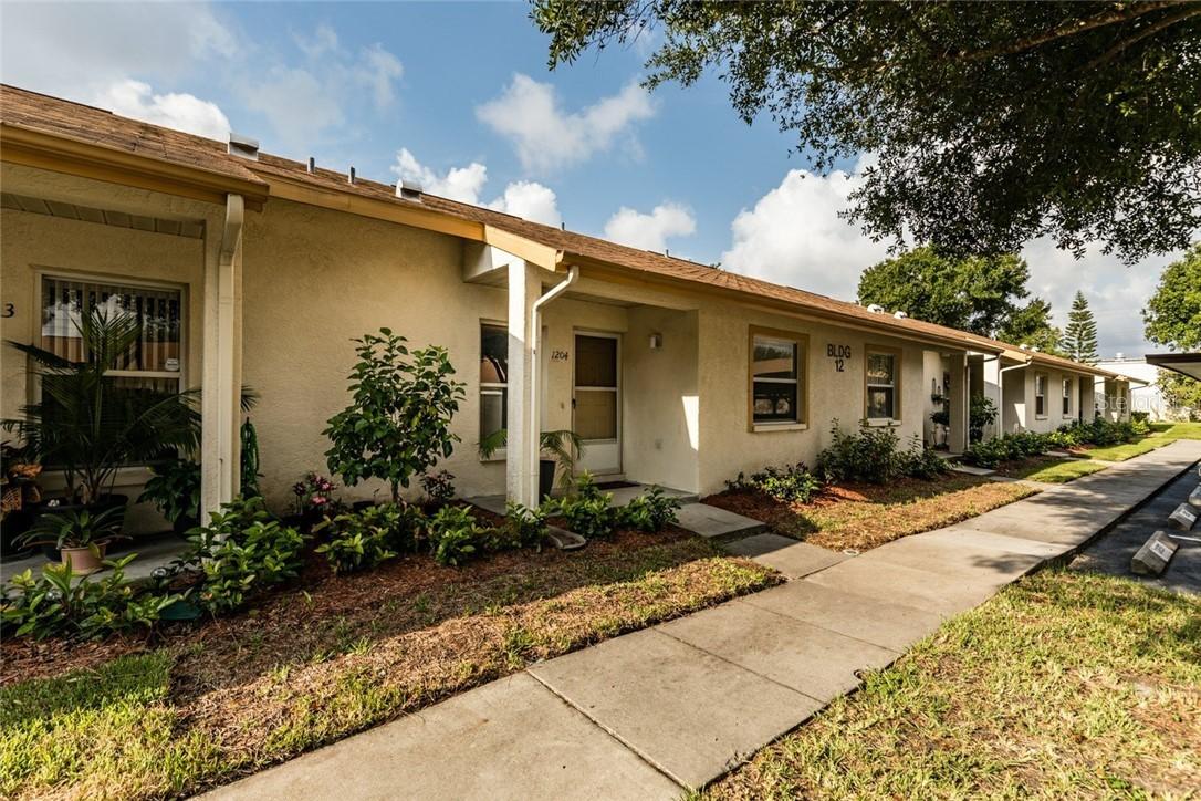 10853 43rd St. #1204, Clearwater, FL 33762