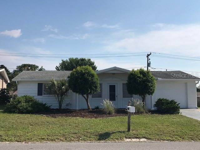 4144 Beacon Square Dr., Holiday, FL 34691