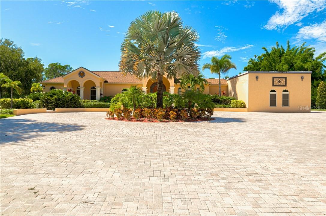 2950 Leprechaun Ln., Palm Harbor, FL 34683