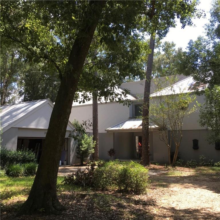 2003 Curry Rd., Lutz, FL 33549