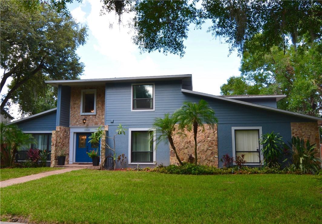 13550 Lake Magdalene Dr., Tampa, FL 33613
