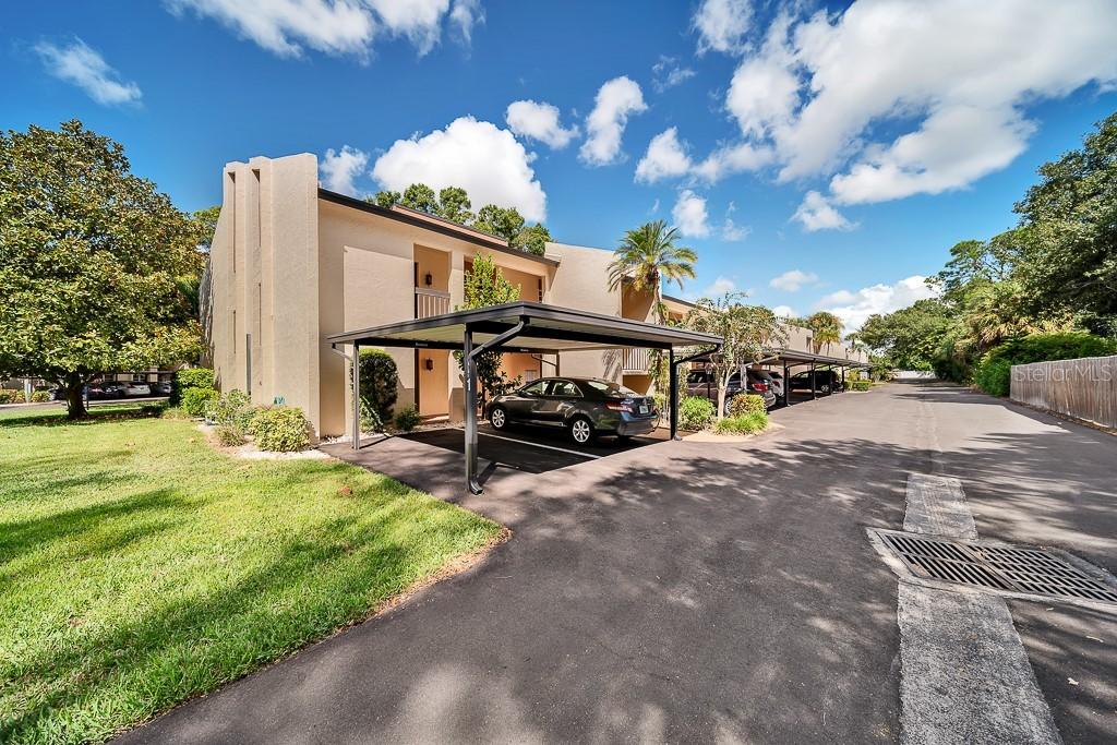 2526 Clubhouse Dr. #201, Sarasota, FL 34232