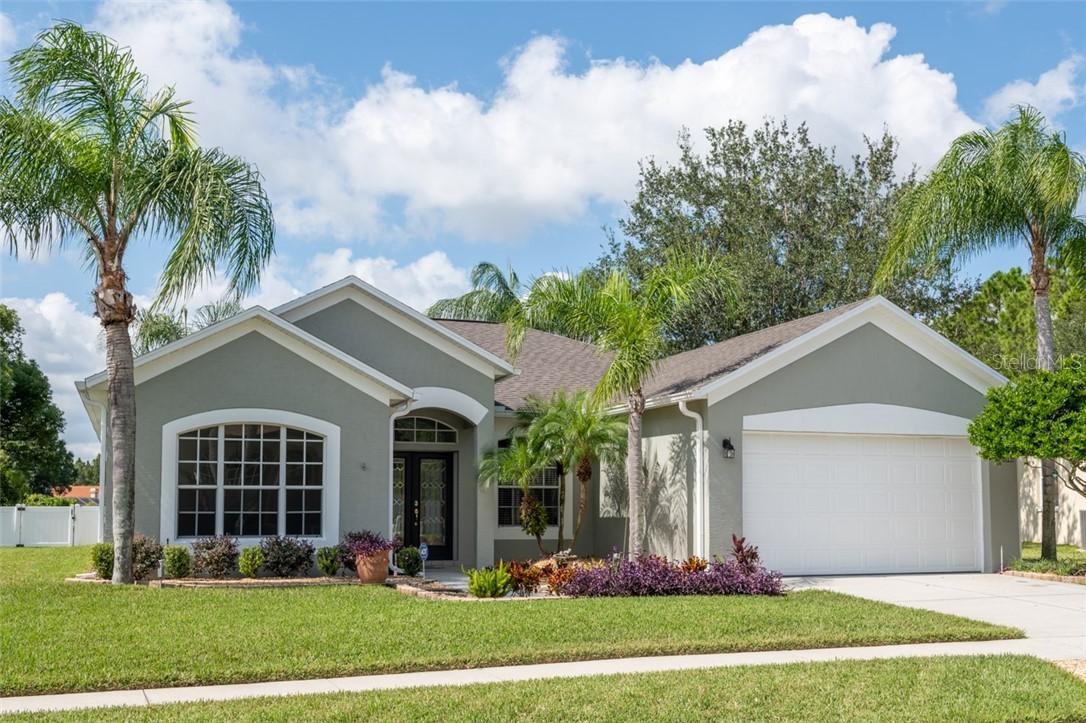 22406 Laureldale Dr, Lutz, FL 33549