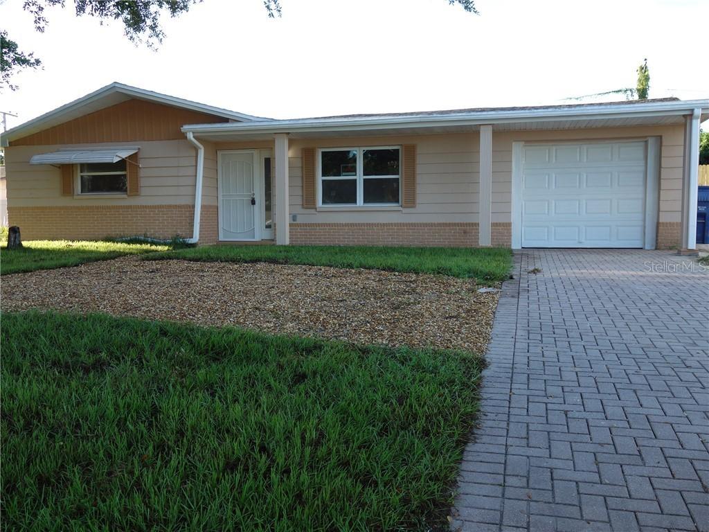 4248 Beacon Square Dr., Holiday, FL 34691
