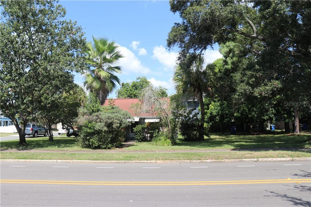 831 30th Ave., St Petersburg, FL 33704