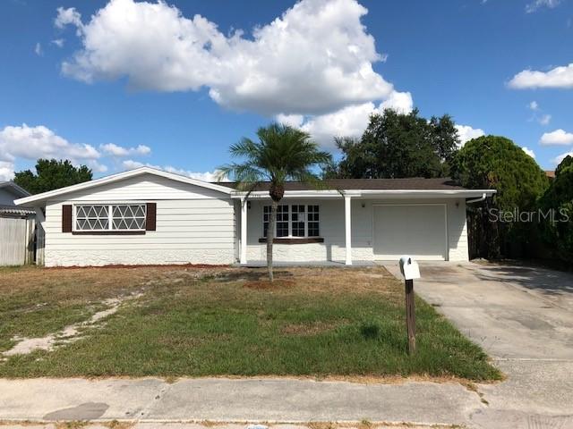 3350 Brookfield Dr., Holiday, FL 34691