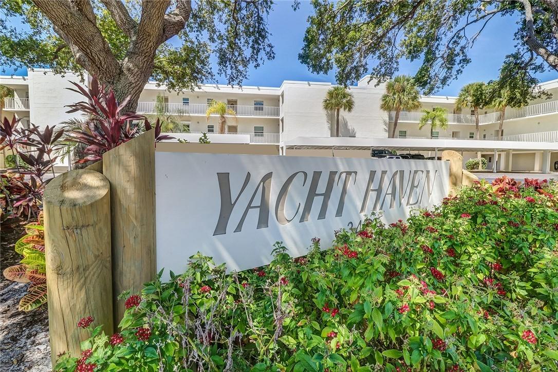 340 Pinellas Bayway #208, Tierra Verde, FL 33715