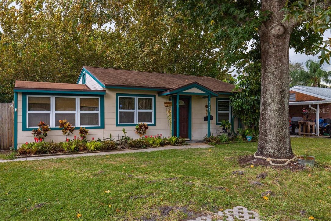 1349 Canterbury Rd., St Petersburg, FL 33710