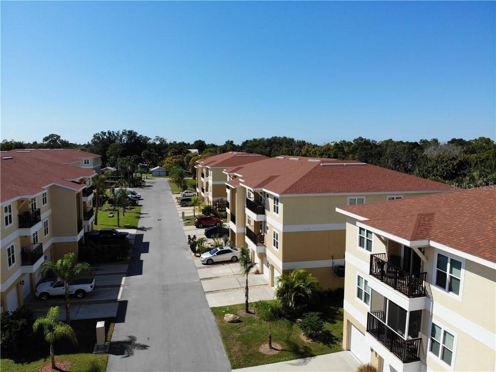 5088 Royal Palms Way #302, New Port Richey, FL 34652