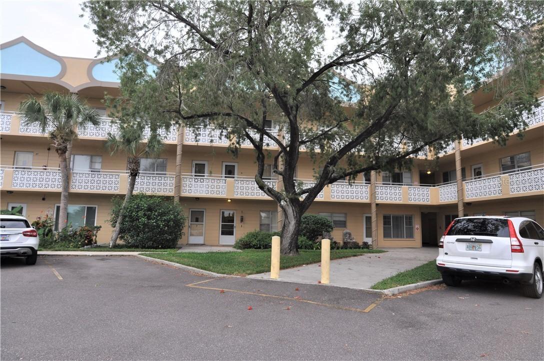 2467 Finlandia Ln. #11, Clearwater, FL 33763