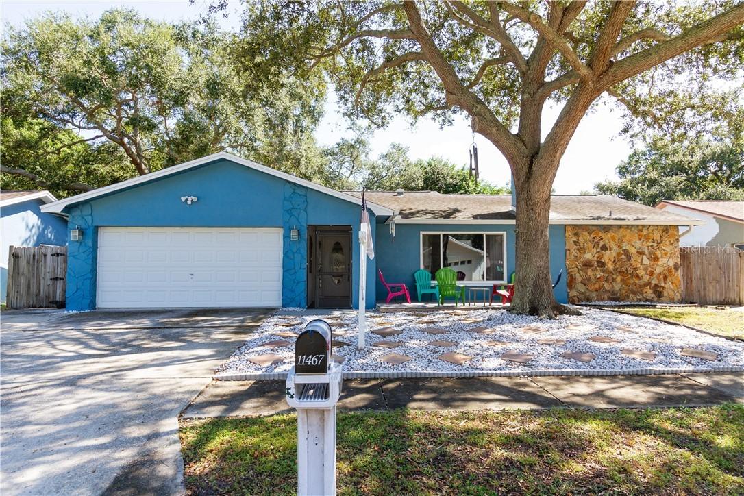 11467 93rd St., Largo, FL 33773