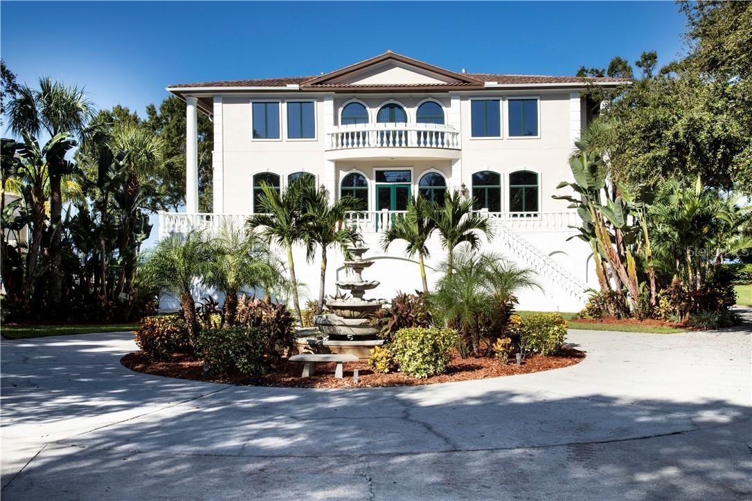 780 S Florida Ave., Tarpon Springs, FL 34689