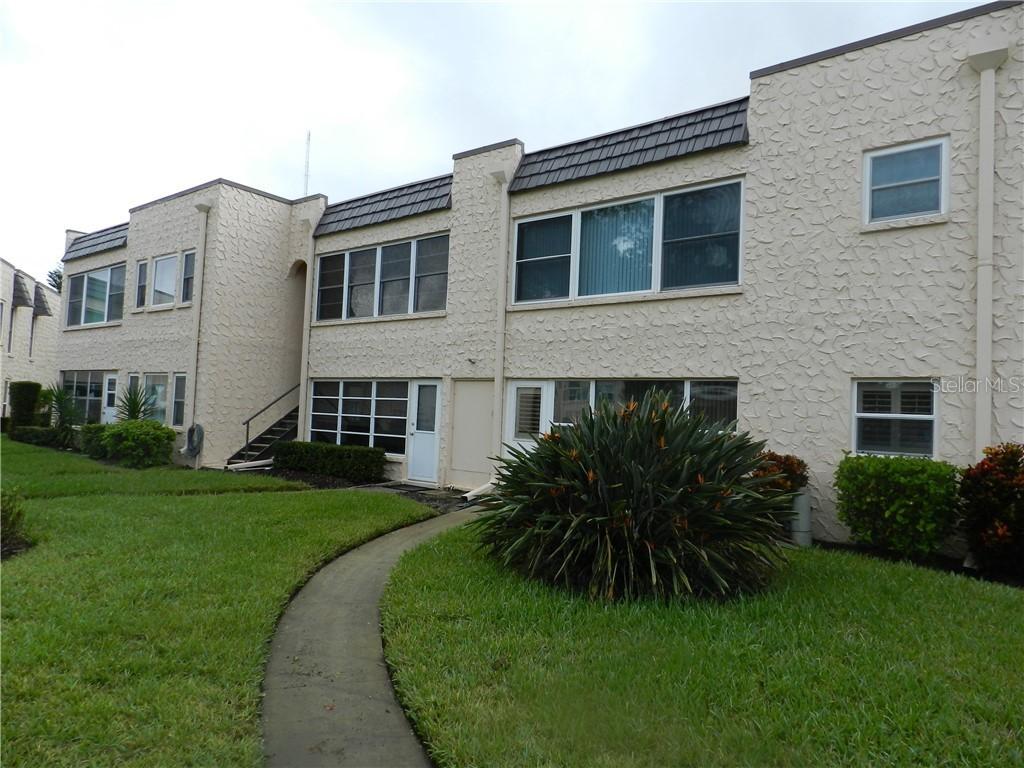 110 Elmwood Cir., Seminole, FL 33777