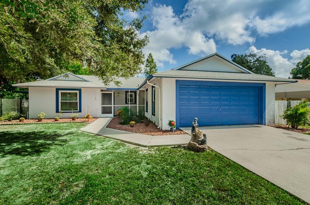 2534 Shadecrest Rd., Land O Lakes, FL 34639