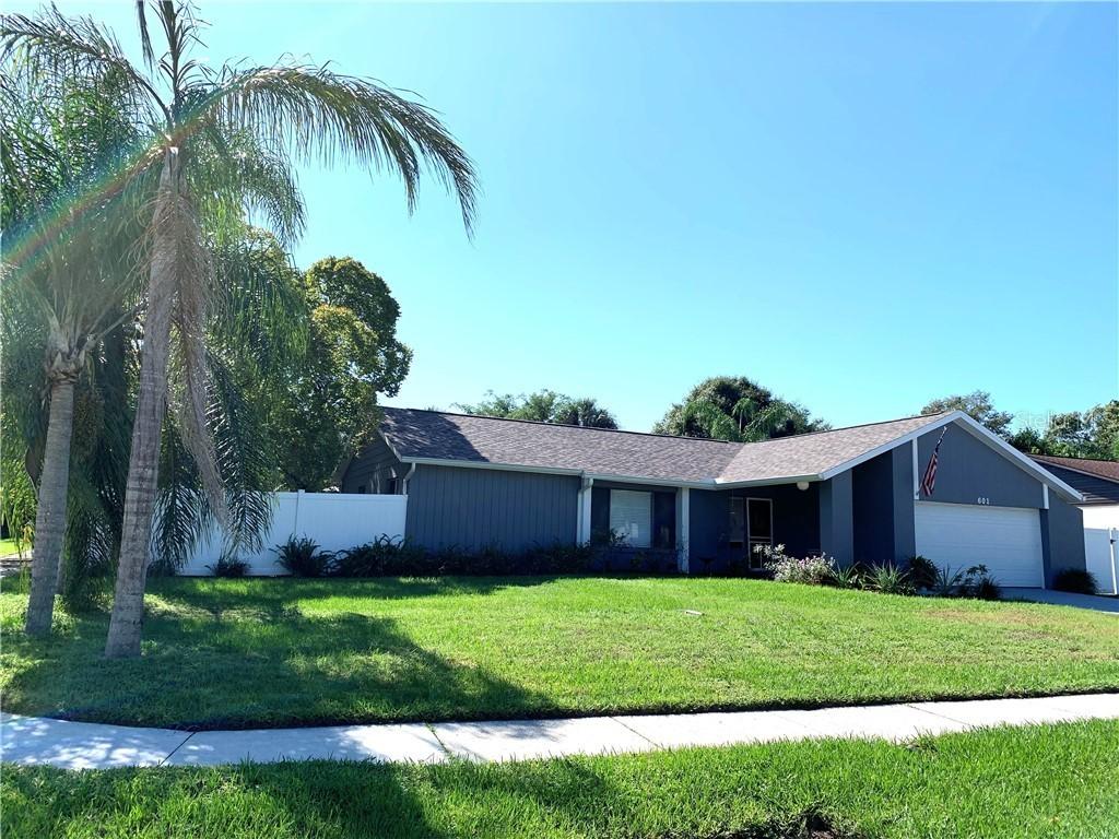 601 Hickory Lake Dr., Brandon, FL 33511