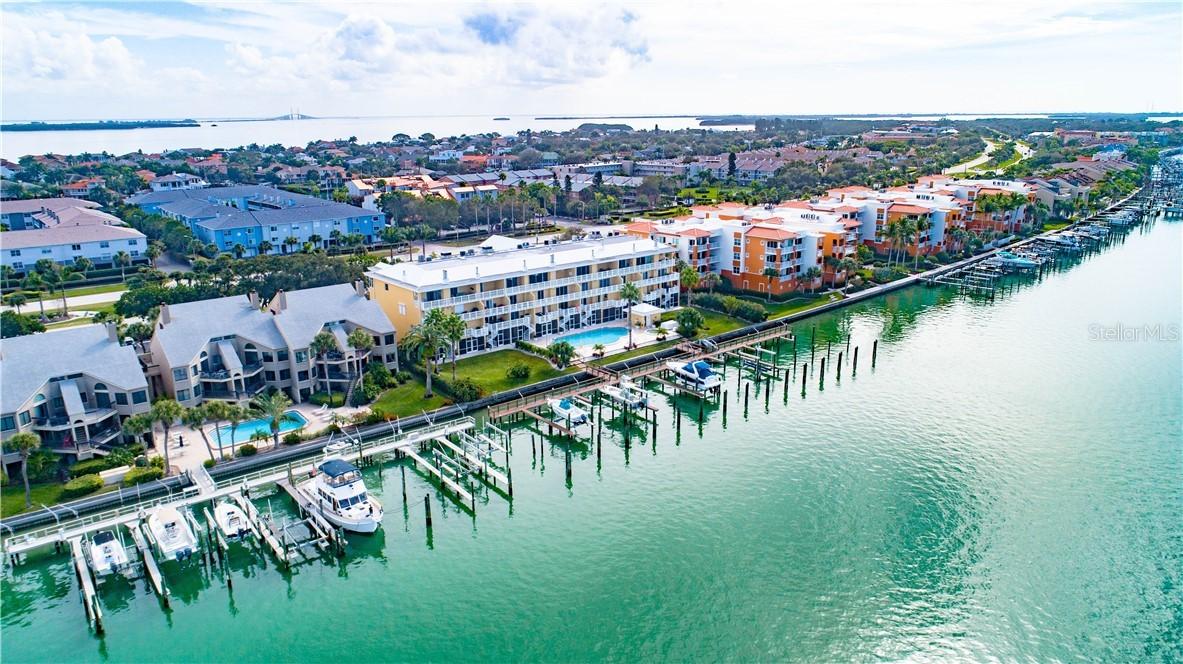 544 Pinellas Bayway #203, Tierra Verde, FL 33715