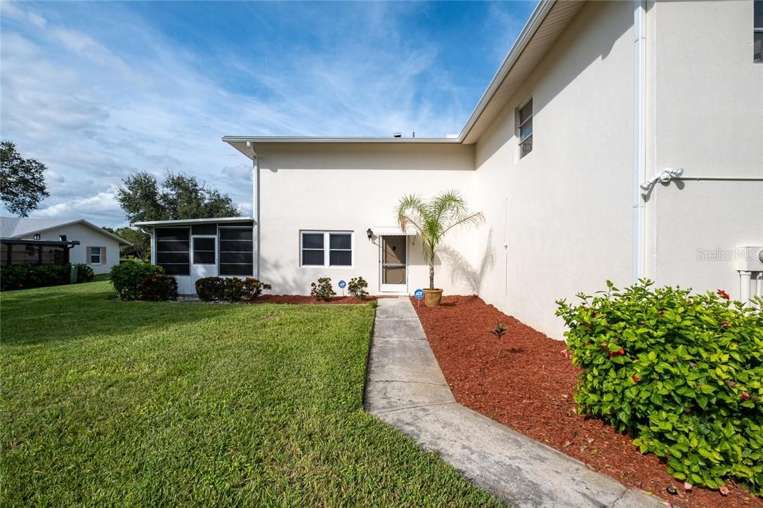 3275 37th Way #C, St Petersburg, FL 33711