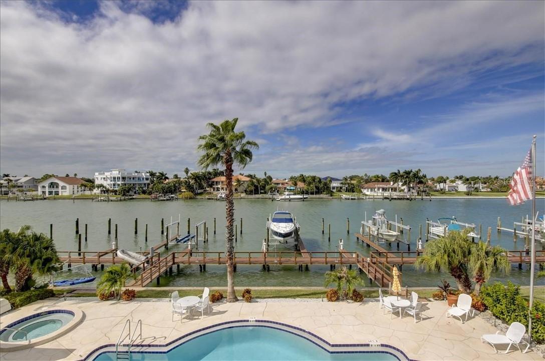 544 Pinellas Bayway #302, Tierra Verde, FL 33715
