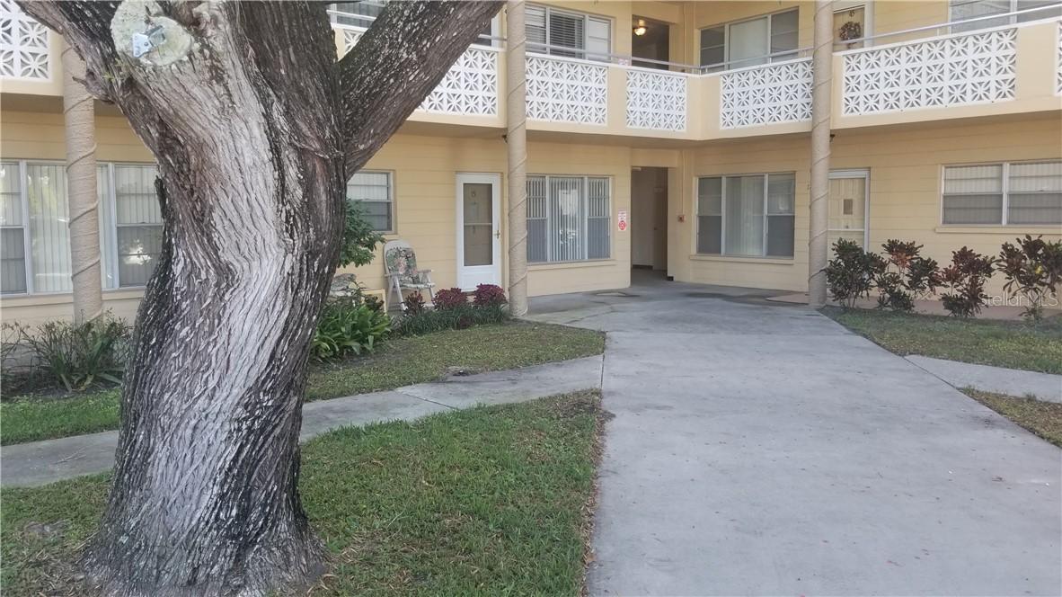 2467 Finlandia Ln. #15, Clearwater, FL 33763