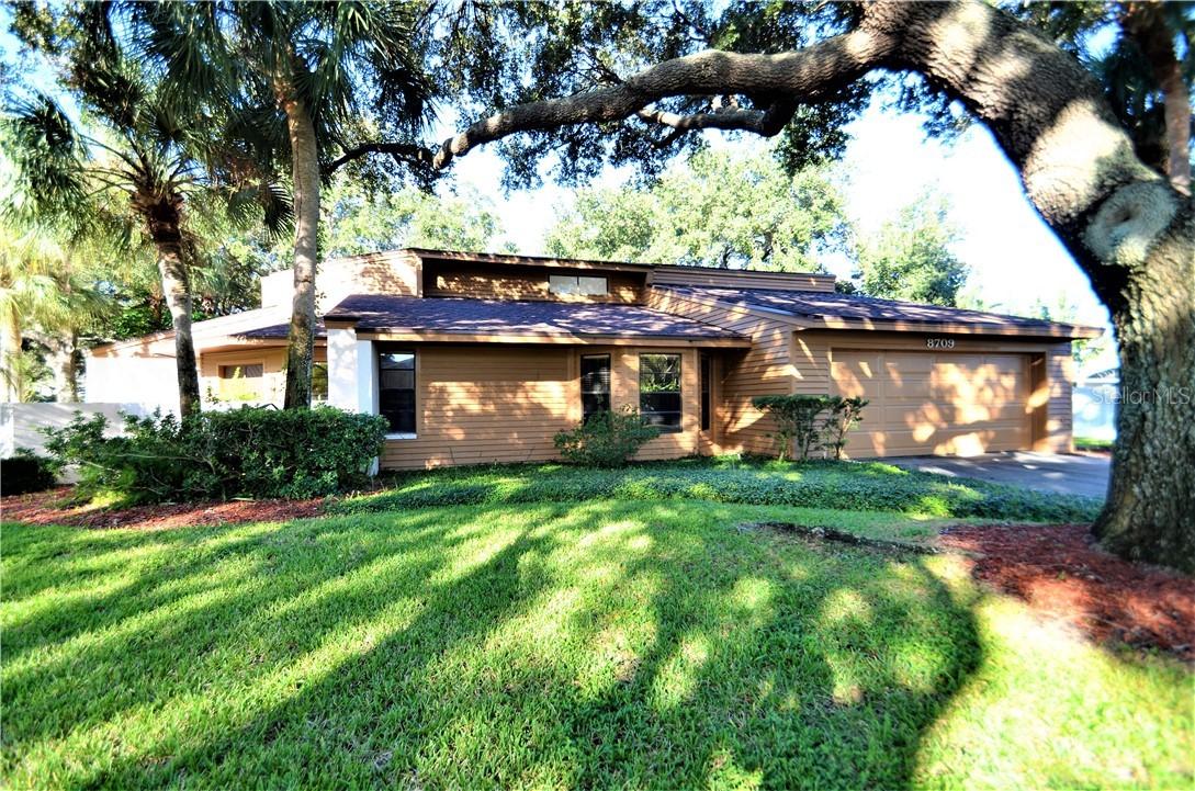 8709 Baywood Park Dr., Largo, FL 33777