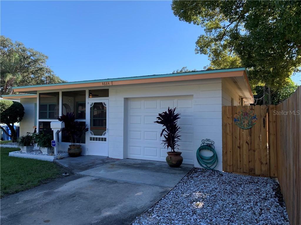 4684 Yarmouth Ave., St Petersburg, FL 33711