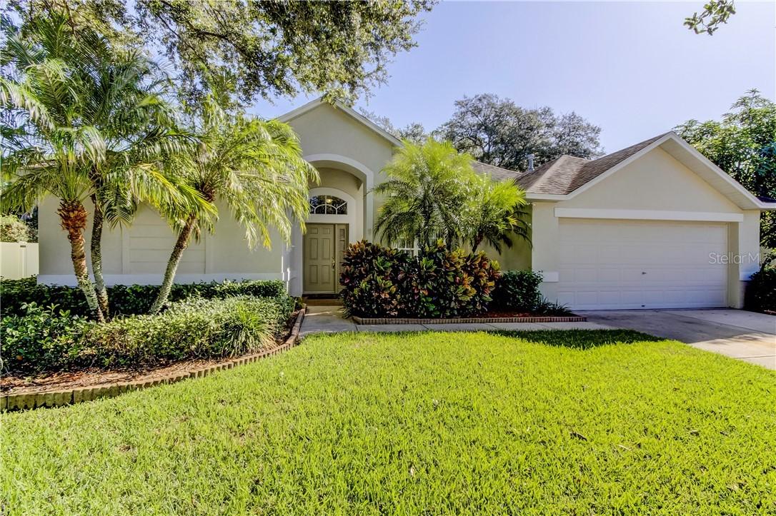 811 Woodcarver Ln., Brandon, FL 33510