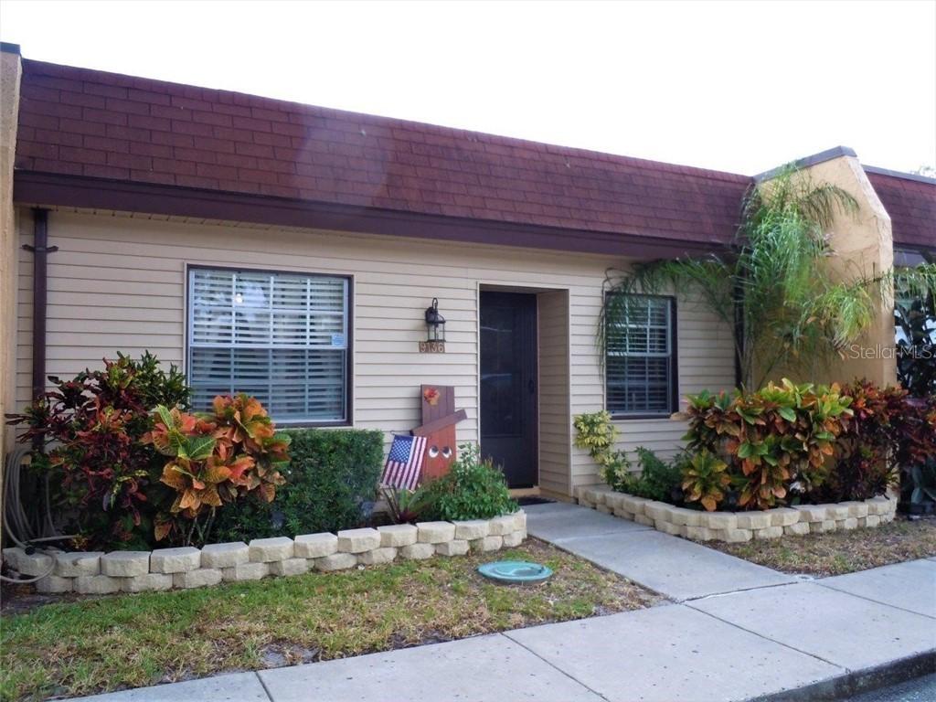 9136 Oakwood Ln., Seminole, FL 33776