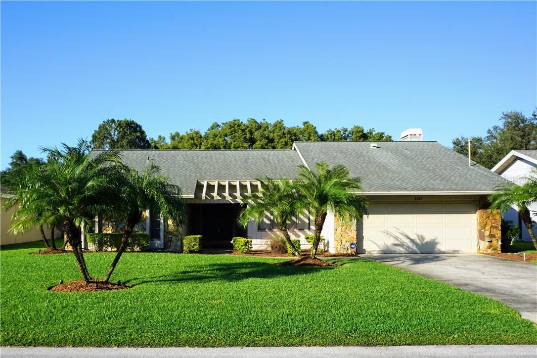 2589 Renatta Dr., Belleair Bluffs, FL 33770