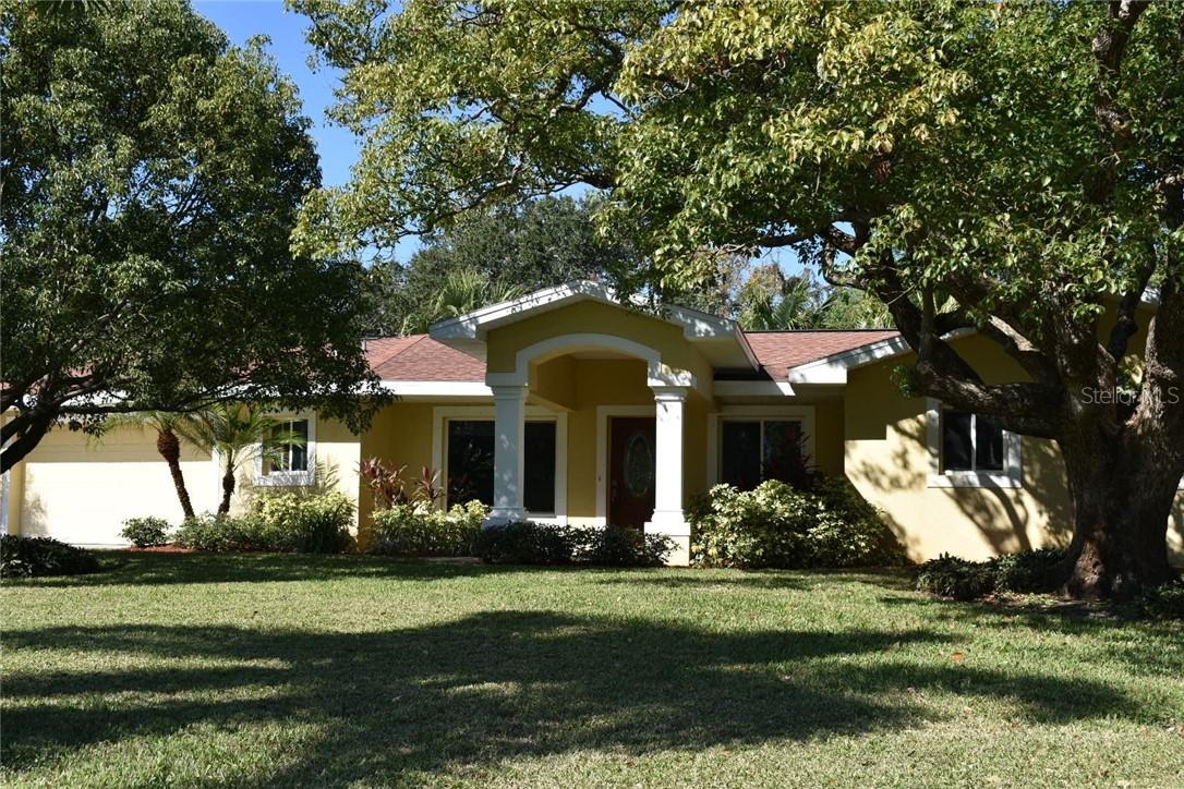 2395 Indian Ave., Belleair Bluffs, FL 33770