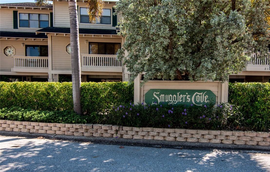 215 85th Ave. #4, Treasure Island, FL 33706