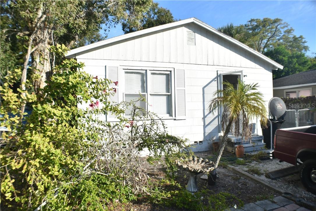 5005 Newton Ave., Gulfport, FL 33707