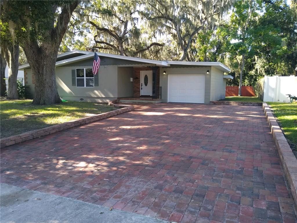 709 S 9th St., Leesburg, FL 34748