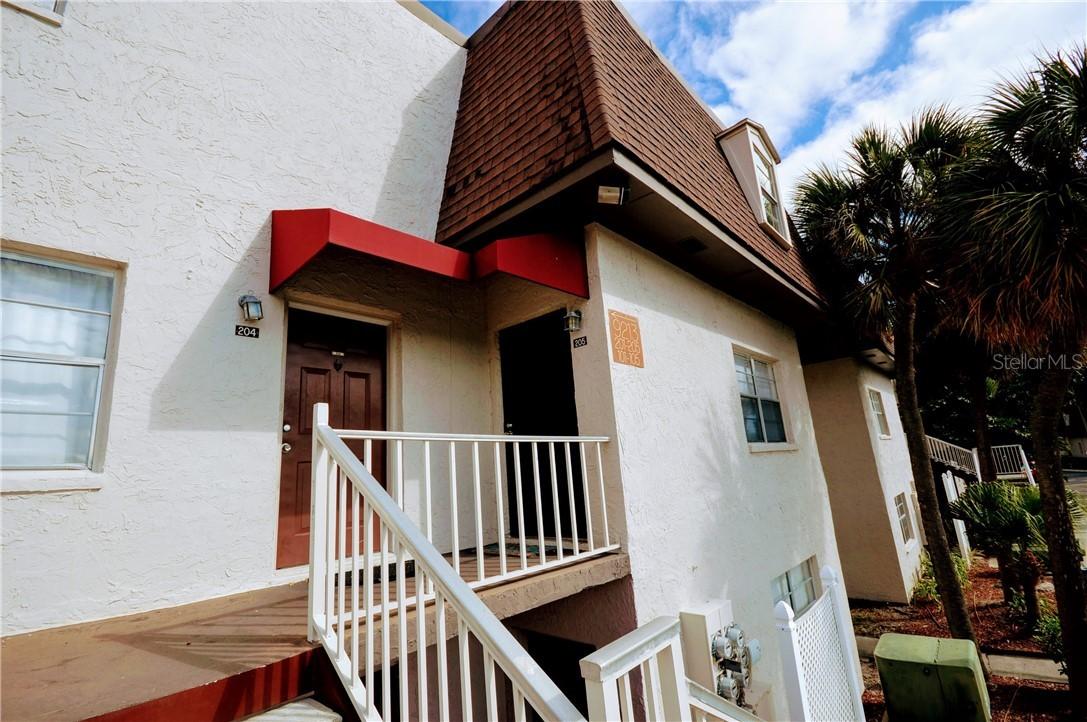 9213 Tudor Dr. #B205, Tampa, FL 33615