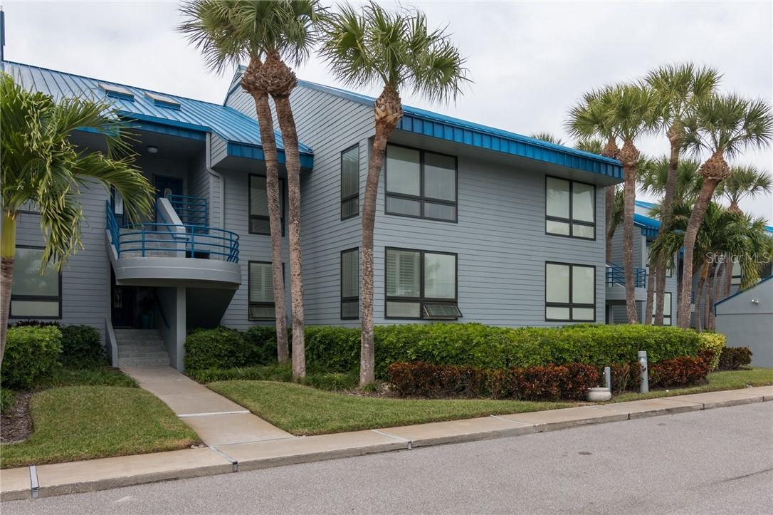 910 Pinellas Bayway #206, Tierra Verde, FL 33715