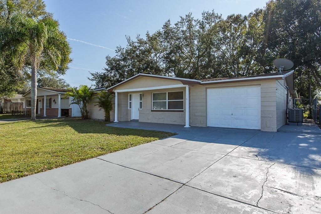 4608 Aegean Ave., Holiday, FL 34690