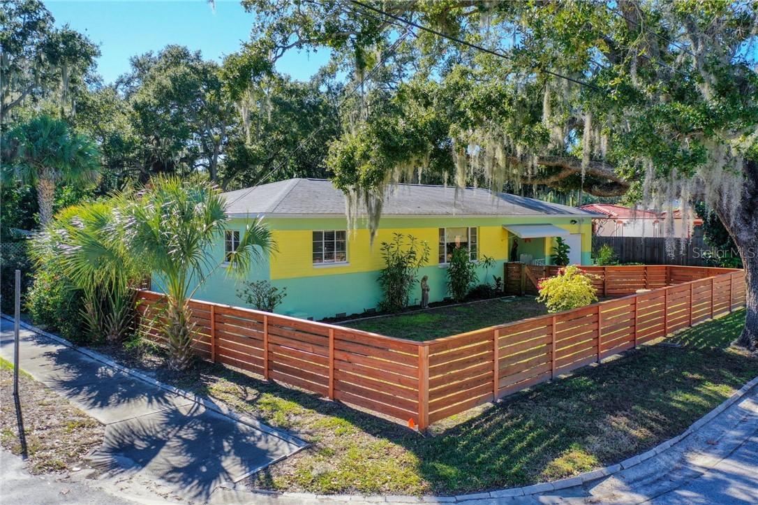 5004 S 24th Ave., Gulfport, FL 33707