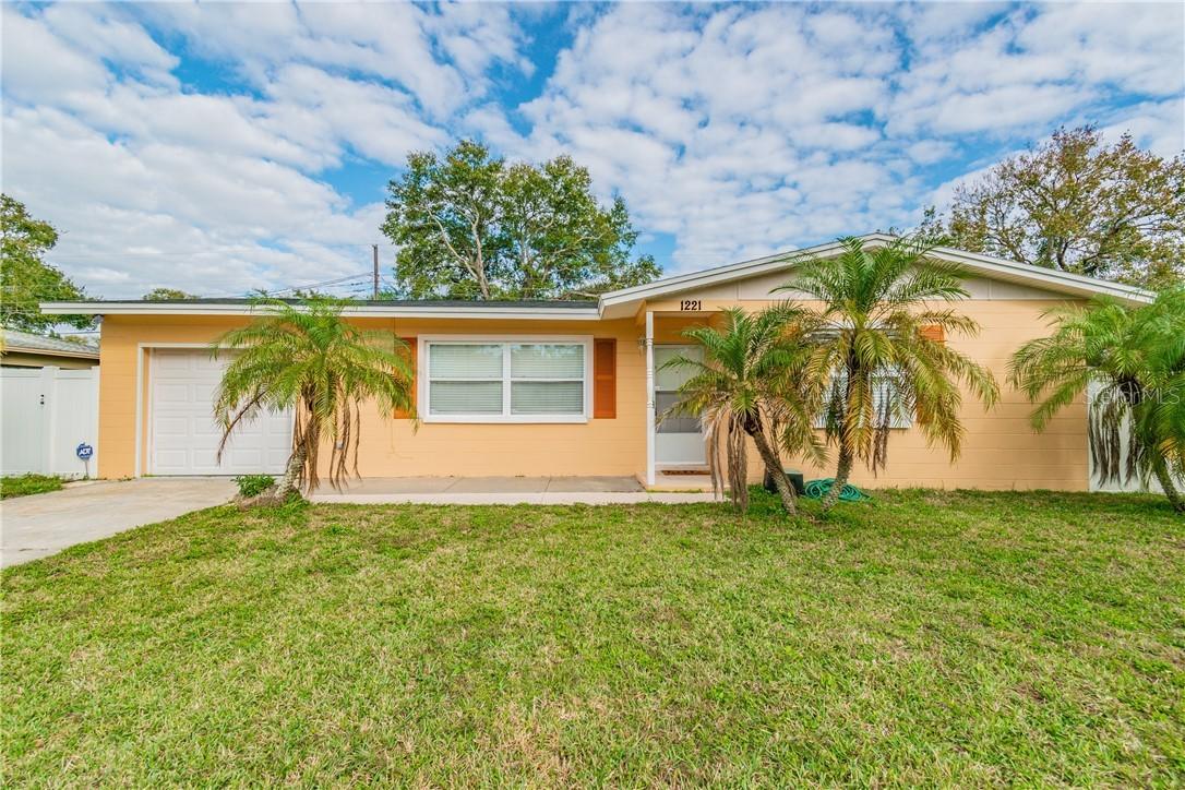 1221 80th Ave., St Petersburg, FL 33702