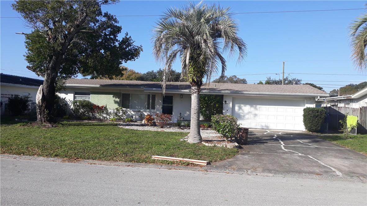 1016 Porter Dr, Largo, FL 33771