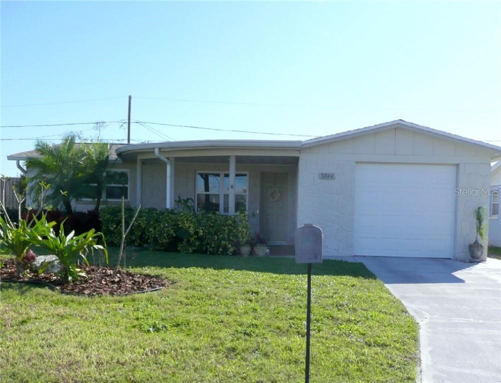 3844 Redwood Dr., Holiday, FL 34691