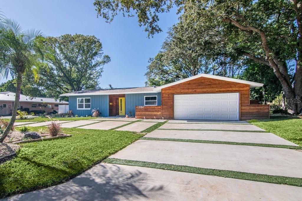 3897 38th Way, St Petersburg, FL 33711