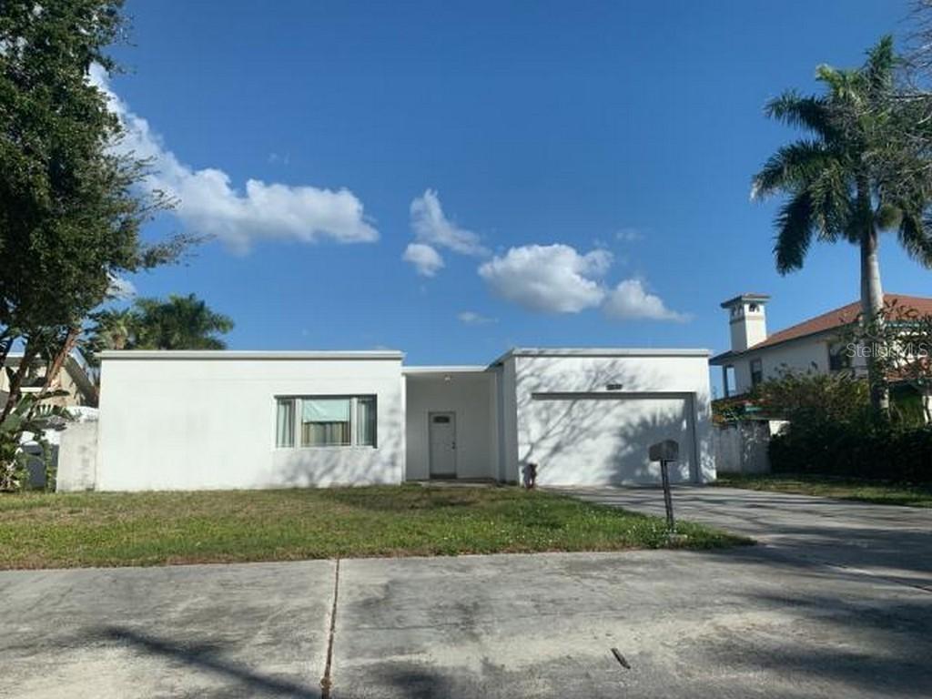 10107 Tarpon Dr., Treasure Island, FL 33706