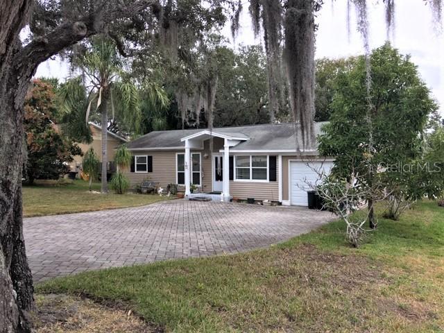 1107 Florida Ave., Tarpon Springs, FL 34689